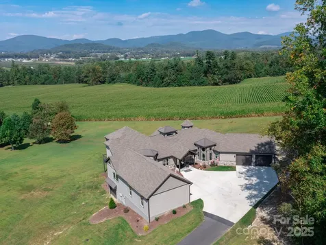 639 Byers Cove Road Hendersonville NC 28792