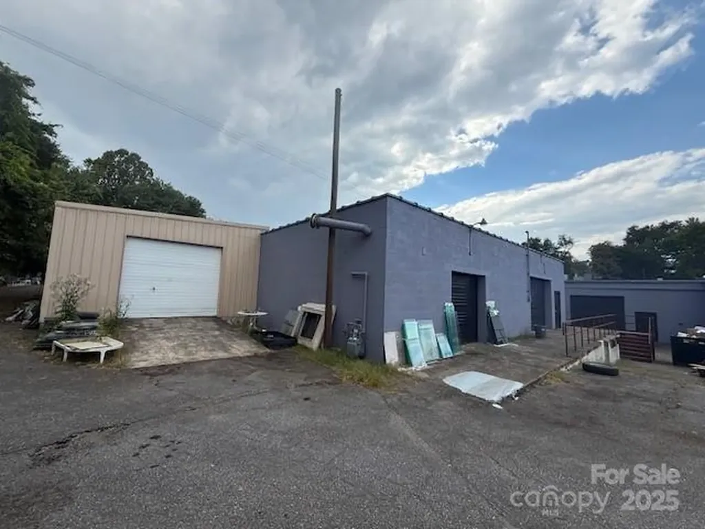 618 E Meeting Street Morganton NC 28655