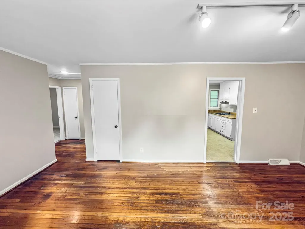 3014 Marlborough Road Charlotte NC 28208