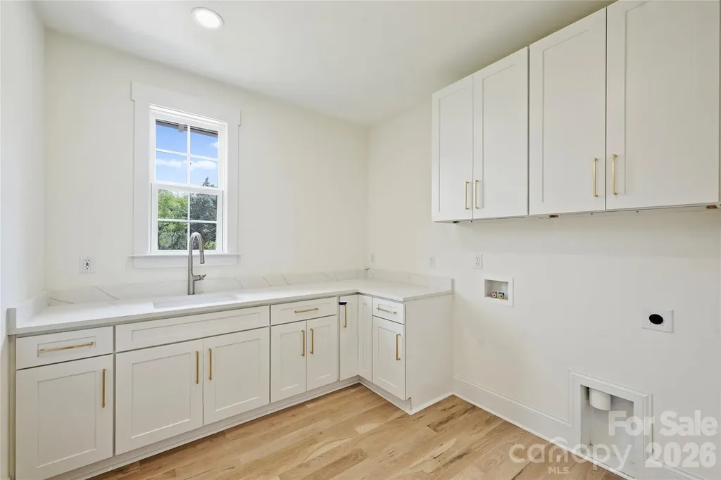 5010 Ohm Lane Charlotte NC 28270