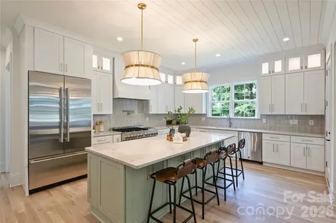 5010 Ohm Lane Charlotte NC 28270