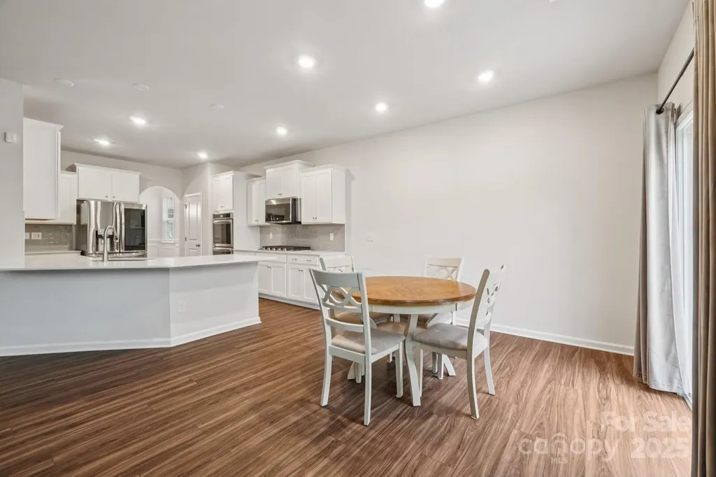 299 Hamptons Cove Road Troutman NC 28166