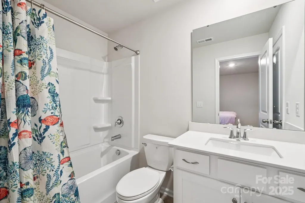 299 Hamptons Cove Road Troutman NC 28166