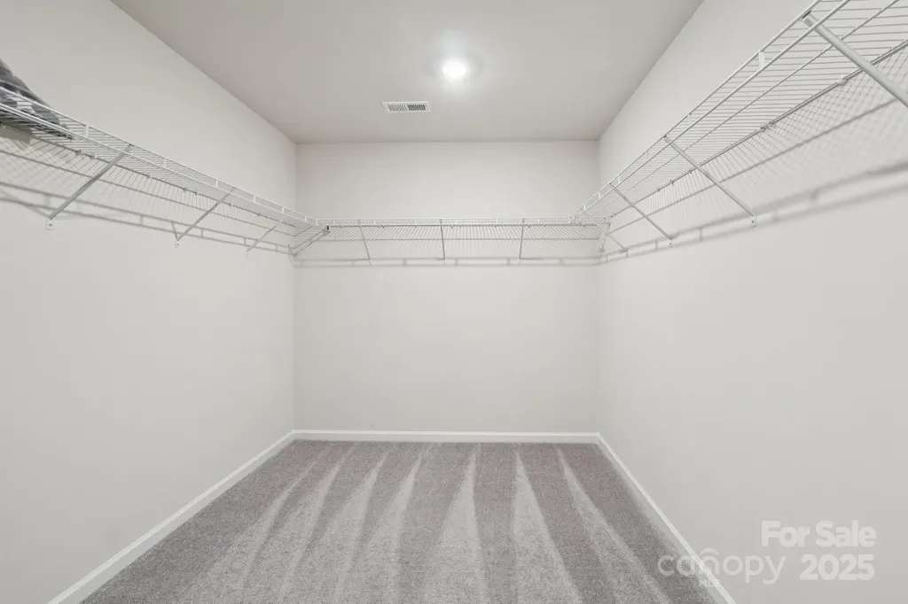 299 Hamptons Cove Road Troutman NC 28166