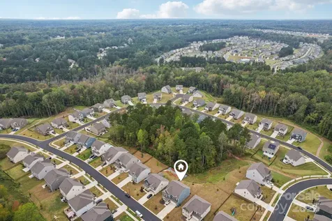 299 Hamptons Cove Road Troutman NC 28166