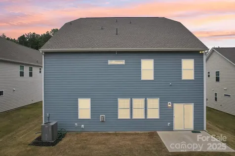 299 Hamptons Cove Road Troutman NC 28166