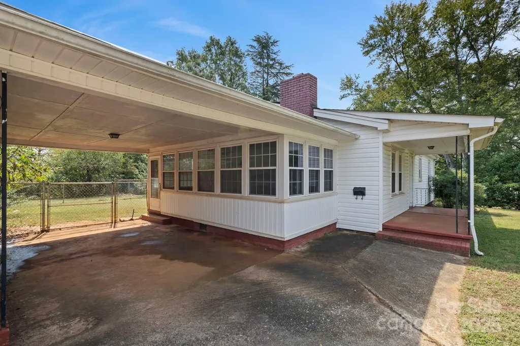 187 Oakridge Drive Forest City NC 28043