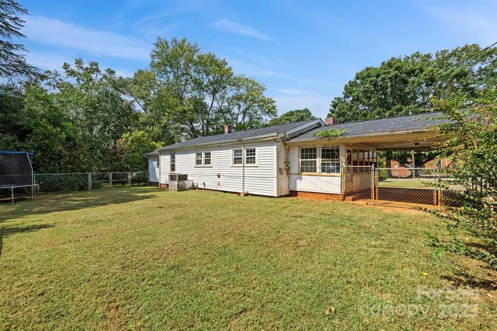 187 Oakridge Drive Forest City NC 28043