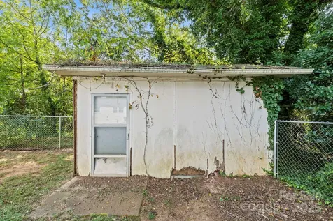 187 Oakridge Drive Forest City NC 28043