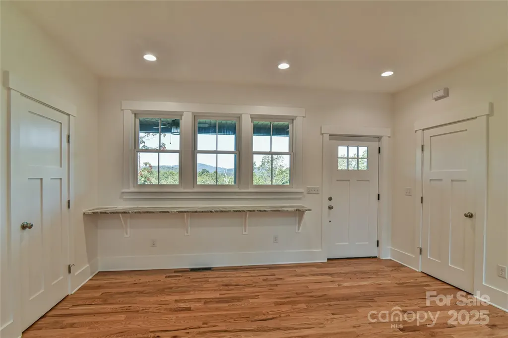 71 Crossings Circle Fairview NC 28730