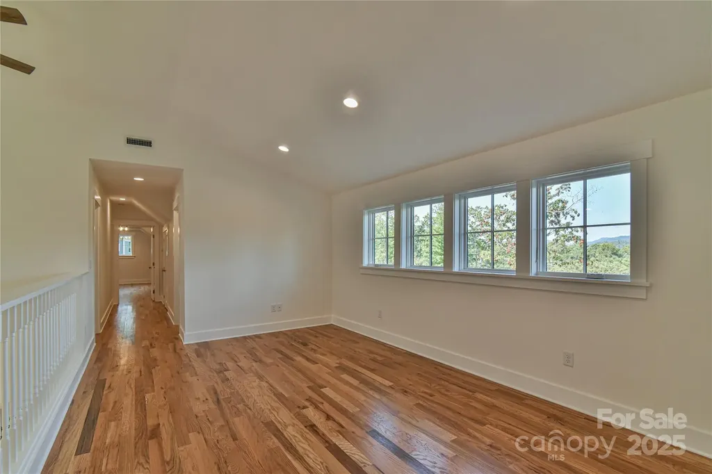 71 Crossings Circle Fairview NC 28730