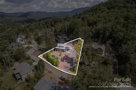 71 Crossings Circle Fairview NC 28730