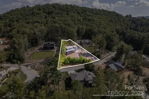 71 Crossings Circle Fairview NC 28730