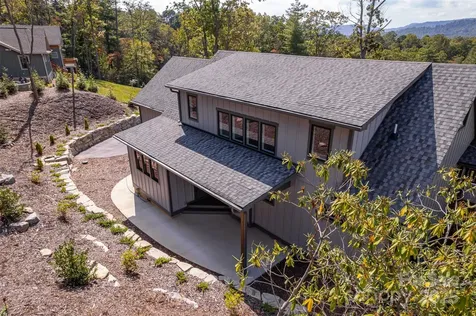 71 Crossings Circle Fairview NC 28730