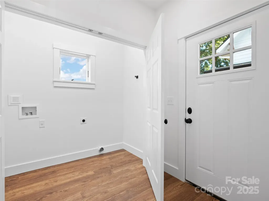 11 Riemar Lane Waynesville NC 28786