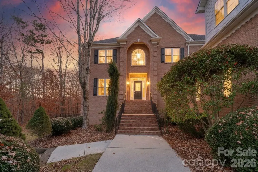 1300 Longleaf Court Weddington NC 28104