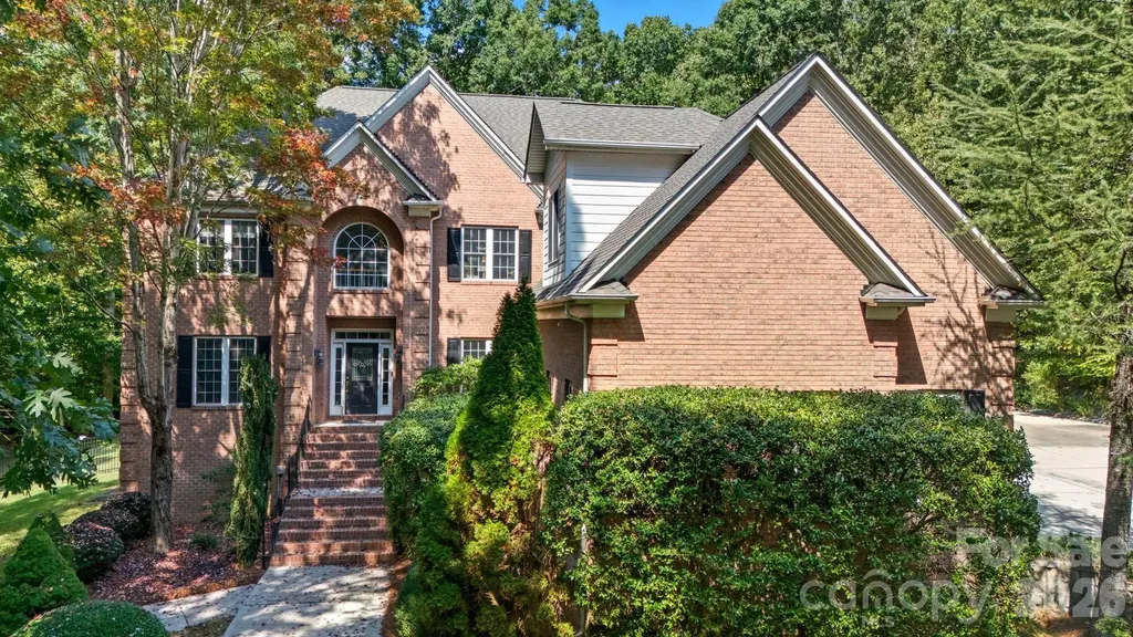 1300 Longleaf Court Weddington NC 28104