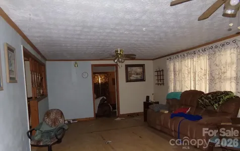 1905 Little Creek Road Burnsville NC 28714