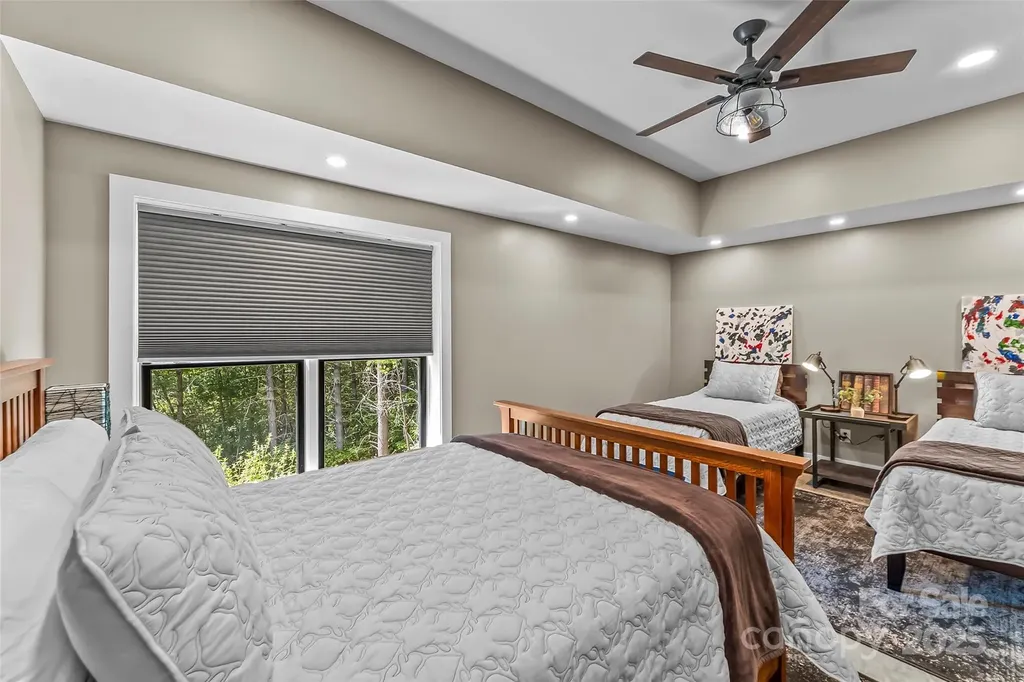 264 Porters Way Nebo NC 28761