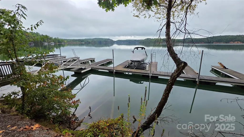 264 Porters Way Nebo NC 28761