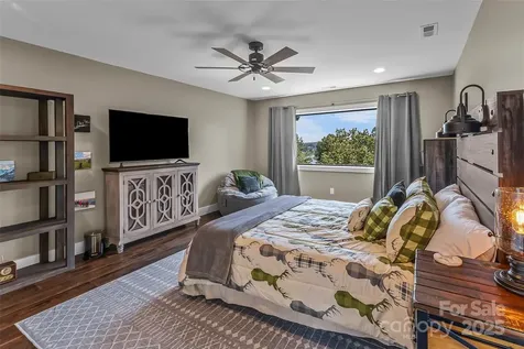 264 Porters Way Nebo NC 28761