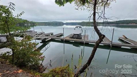 264 Porters Way Nebo NC 28761
