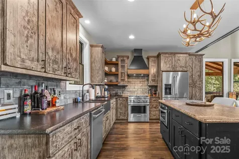 264 Porters Way Nebo NC 28761