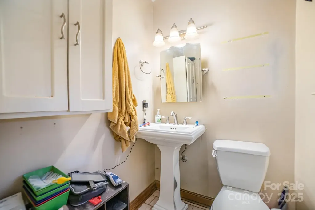 801 Windwood Drive Gastonia NC 28056