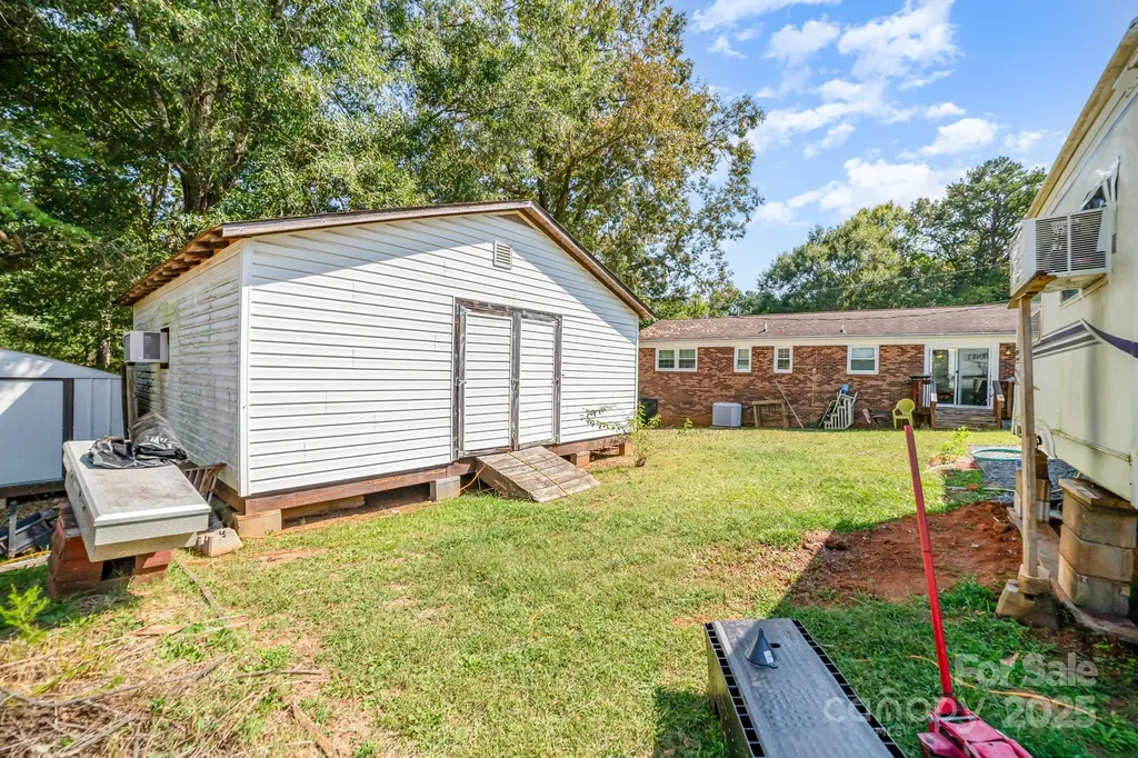 801 Windwood Drive Gastonia NC 28056