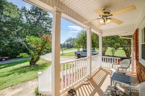 801 Windwood Drive Gastonia NC 28056