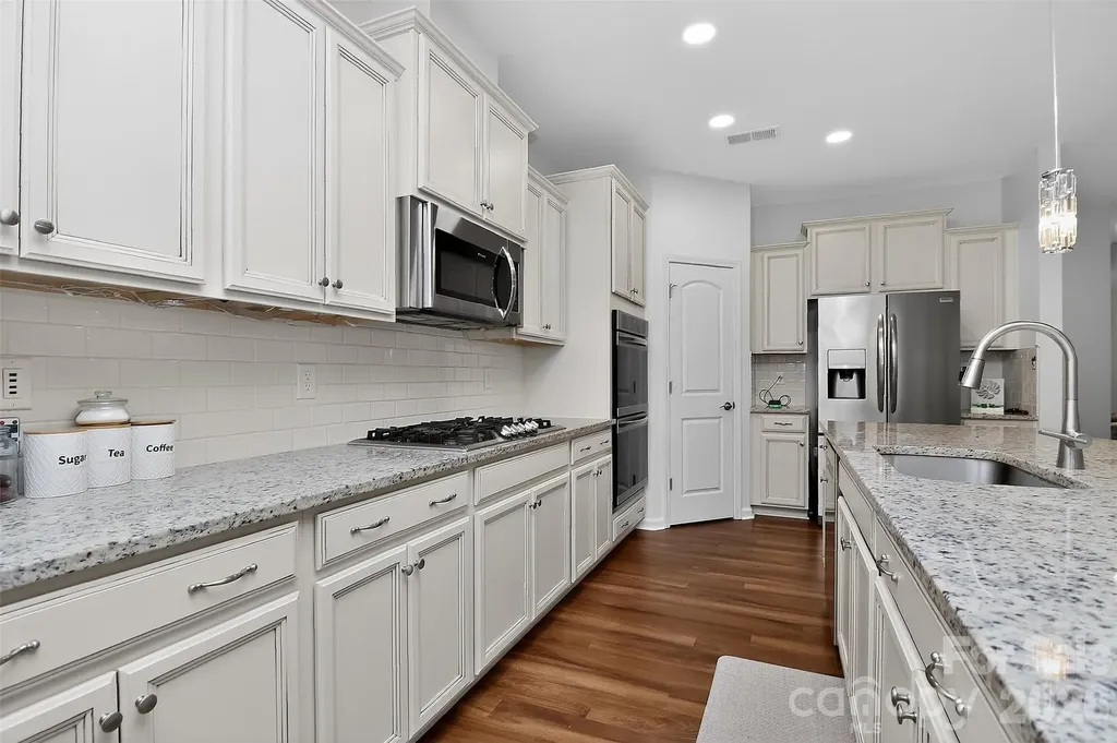2002 Trindle Vine Lane Waxhaw NC 28173
