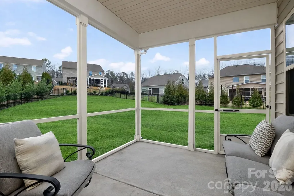 2002 Trindle Vine Lane Waxhaw NC 28173