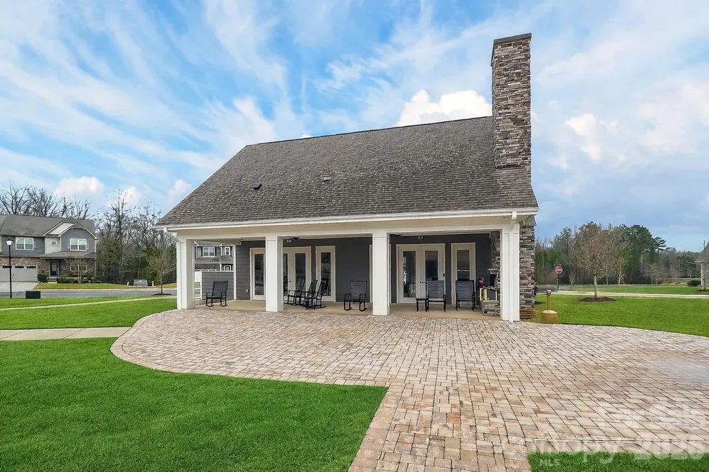 2002 Trindle Vine Lane Waxhaw NC 28173
