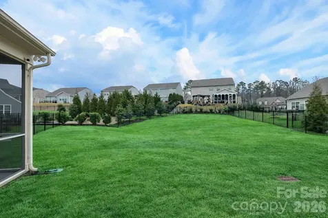 2002 Trindle Vine Lane Waxhaw NC 28173