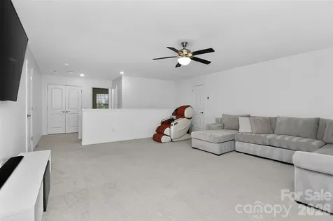 2002 Trindle Vine Lane Waxhaw NC 28173