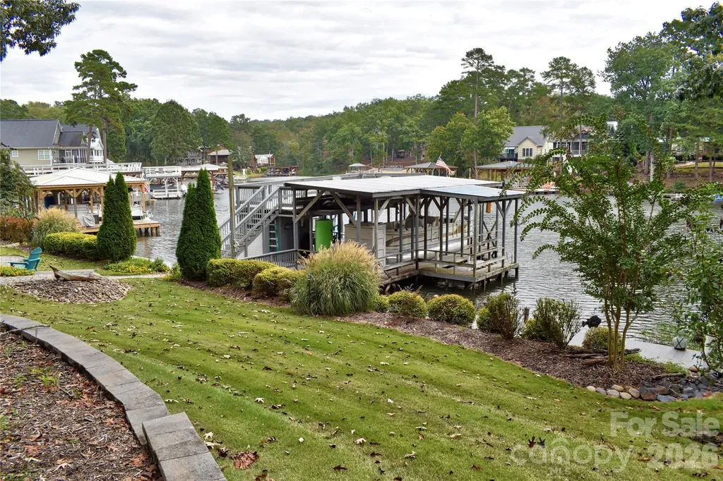 117 Sunrise Point Badin Lake NC 28127