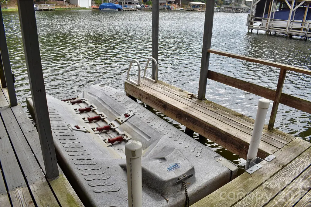 117 Sunrise Point Badin Lake NC 28127
