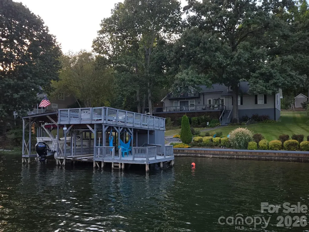 117 Sunrise Point Badin Lake NC 28127