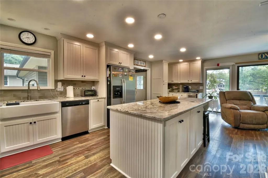 117 Sunrise Point Badin Lake NC 28127
