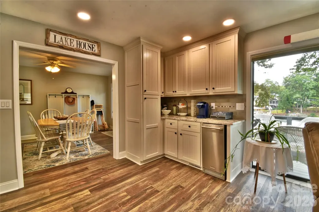 117 Sunrise Point Badin Lake NC 28127