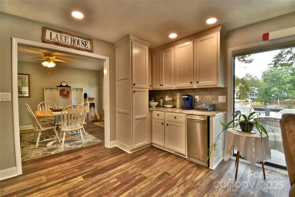 117 Sunrise Point Badin Lake NC 28127