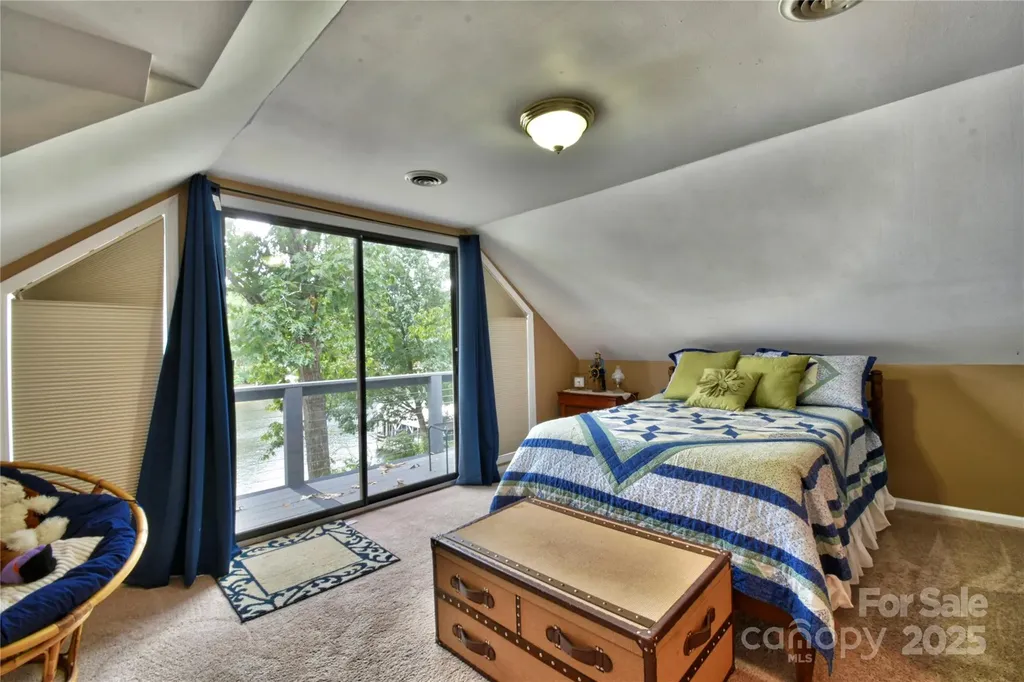 117 Sunrise Point Badin Lake NC 28127