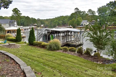 117 Sunrise Point Badin Lake NC 28127