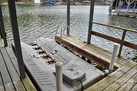 117 Sunrise Point Badin Lake NC 28127