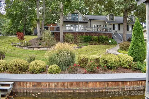 117 Sunrise Point Badin Lake NC 28127