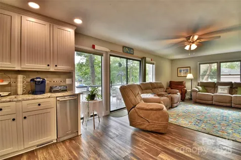 117 Sunrise Point Badin Lake NC 28127