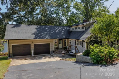 117 Sunrise Point Badin Lake NC 28127