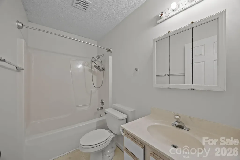 6 Azalea Road Arden NC 28704