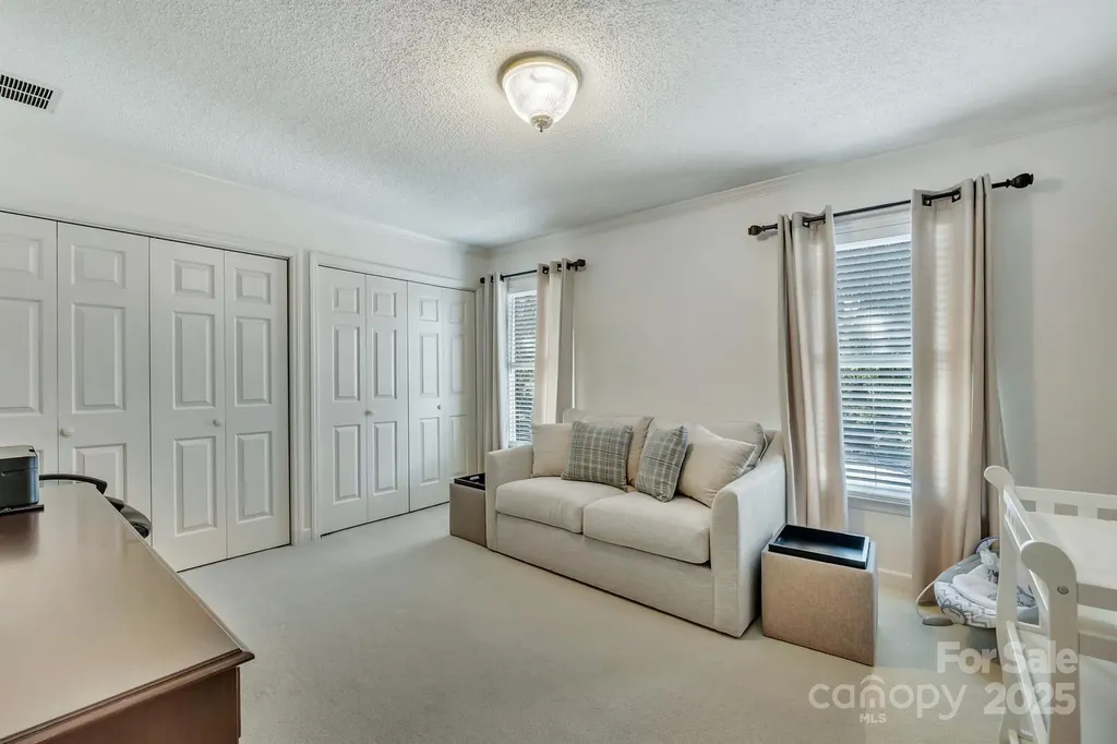 555 19th Avenue Lane NW Hickory NC 28601
