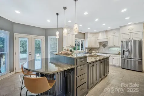 555 19th Avenue Lane NW Hickory NC 28601